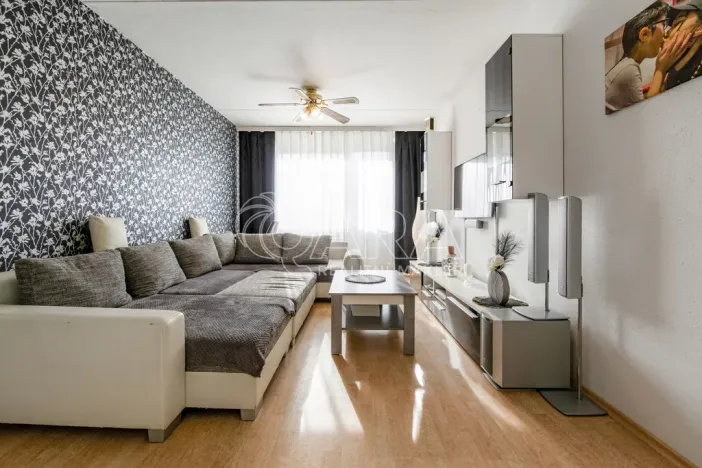 Prodej bytu 3+1, Praha - Černý Most, Vybíralova, 77 m2