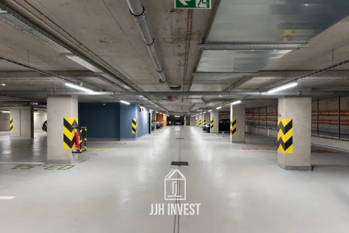 Prodej garáže, Praha - Smíchov, Grafická, 16 m2