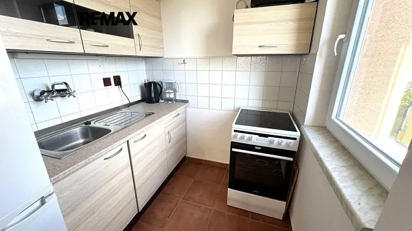 Pronájem bytu 2+kk, Břeclav, Nádražní, 43 m2