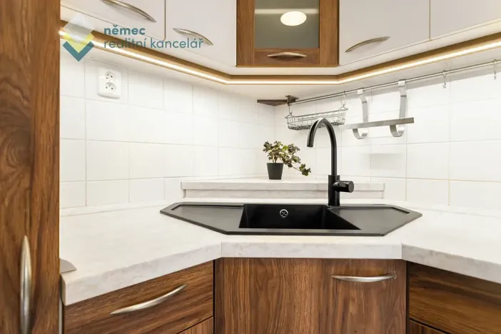 Prodej bytu 2+1, Praha - Strašnice, Sečská, 69 m2