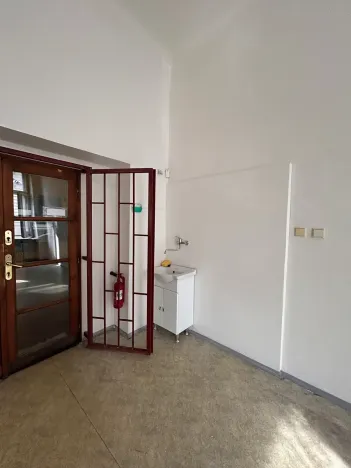 Pronájem obchodního prostoru, Praha - Nové Město, Sokolská, 25 m2