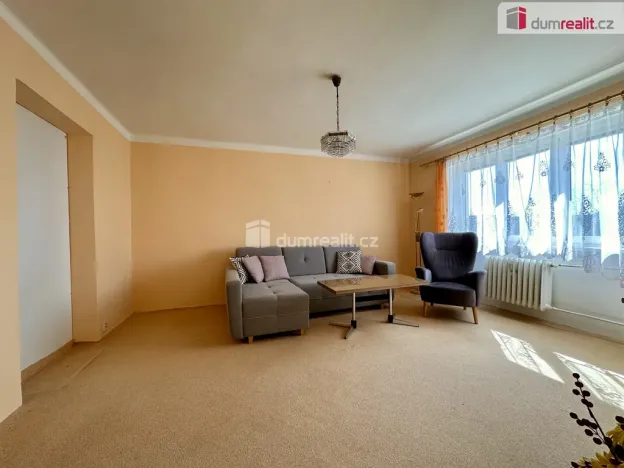 Prodej bytu 3+1, Ostrov, Klínovecká, 85 m2