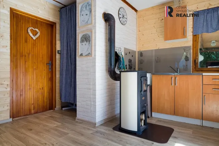 Prodej chaty, Vroutek - Mukoděly, 44 m2