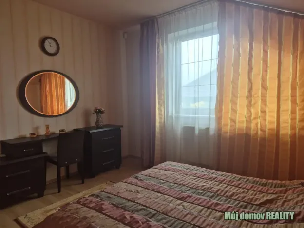 Pronájem rodinného domu, Praha - Ďáblice, Markvartická, 280 m2