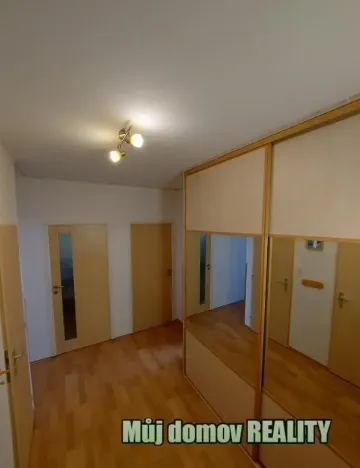 Pronájem bytu 3+1, Praha - Libuš, Zbudovská, 72 m2