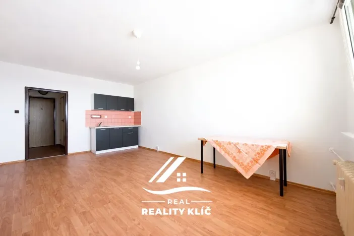 Pronájem bytu 1+kk, Ostrava, Sládkova, 29 m2