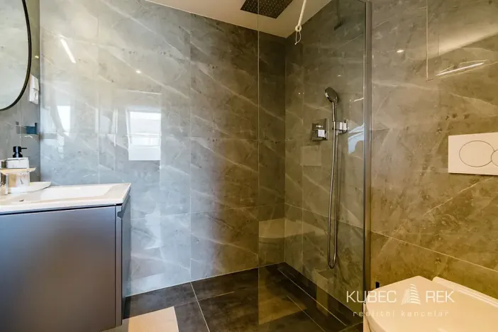 Pronájem bytu 1+kk, Praha - Jinonice, V Roháčích, 30 m2