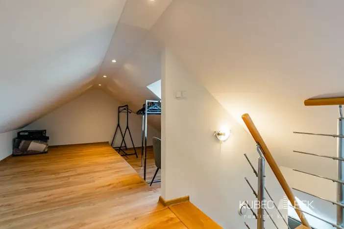 Pronájem bytu 1+kk, Praha - Jinonice, V Roháčích, 30 m2