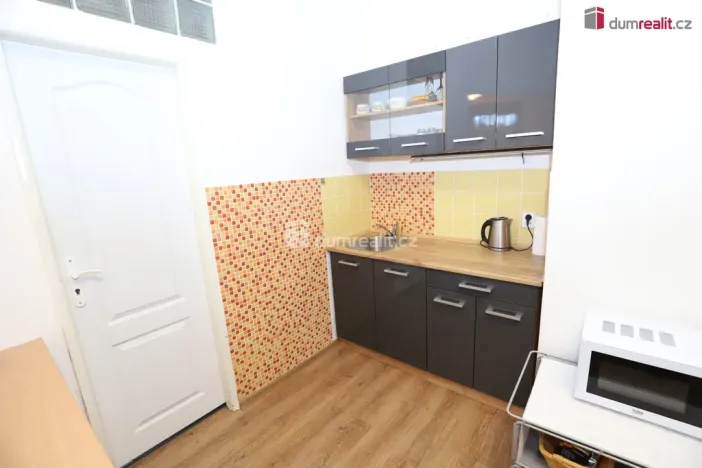 Prodej bytu 2+kk, Karlovy Vary, Krále Jiřího, 65 m2