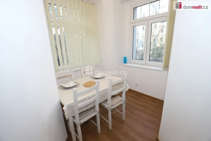 Prodej bytu 2+kk, Karlovy Vary, Krále Jiřího, 65 m2