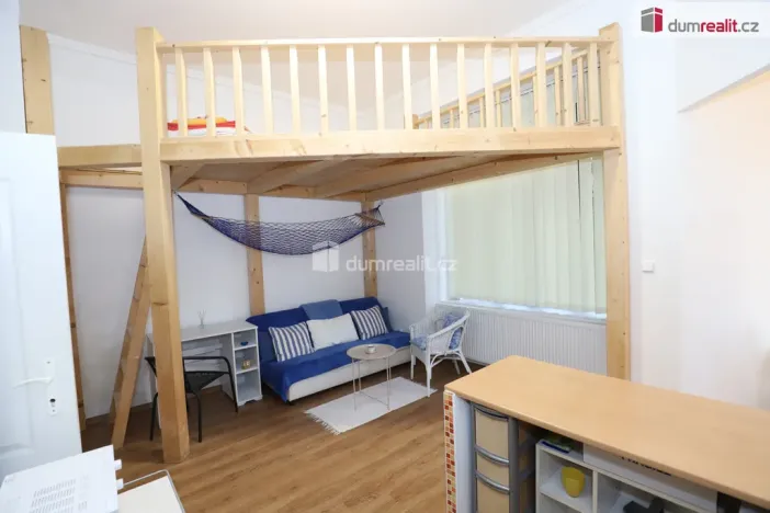 Prodej bytu 2+kk, Karlovy Vary, Krále Jiřího, 65 m2