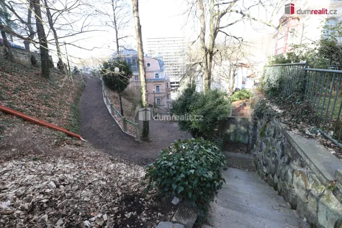 Prodej bytu 2+kk, Karlovy Vary, Krále Jiřího, 65 m2
