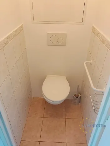 Pronájem bytu 1+kk, Praha - Michle, Bítovská, 27 m2