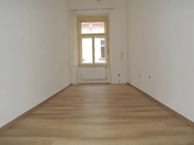 Pronájem kanceláře, Praha - Staré Město, Národní, 13 m2