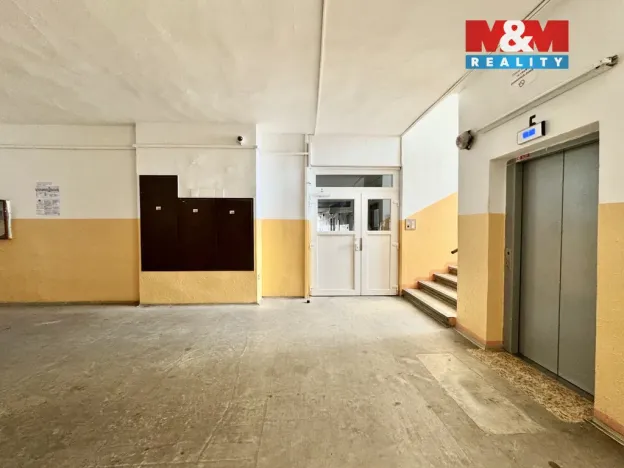 Prodej bytu 1+kk, Chomutov, Březenecká, 22 m2
