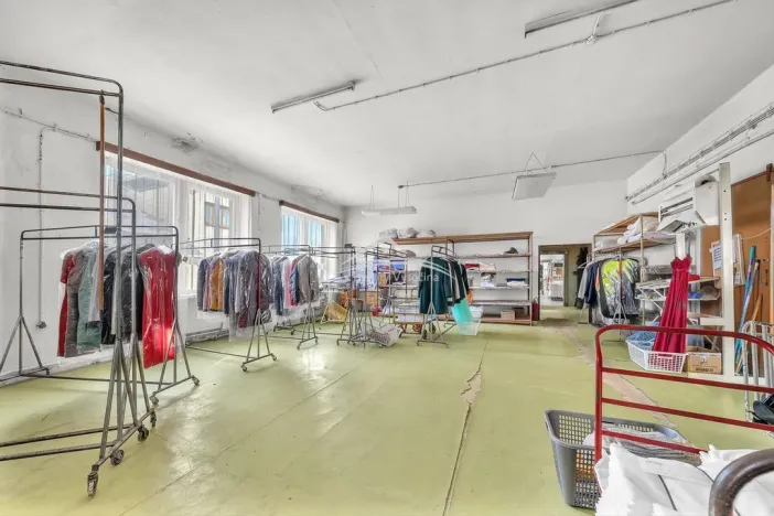 Prodej kanceláře, Havlíčkův Brod, Sázavská, 750 m2