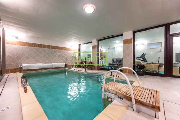 Prodej rodinného domu, Braškov, Akátová, 446 m2