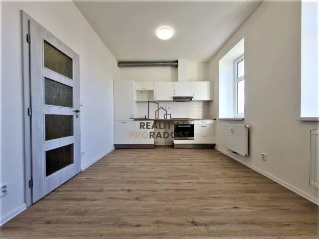 Pronájem bytu 1+kk, Brno, Mathonova, 19 m2