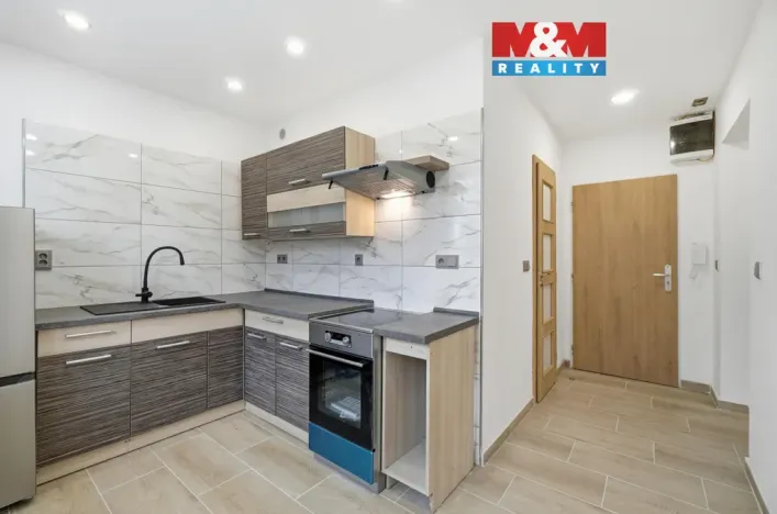 Prodej bytu 2+1, Adamov, Sadová, 44 m2