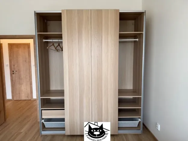 Pronájem bytu 2+kk, Praha - Podolí, Podolská, 62 m2