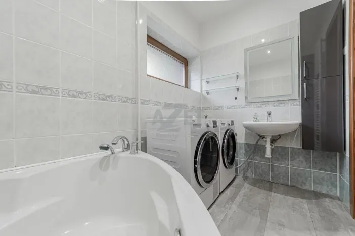 Prodej rodinného domu, Český Těšín, Žukovská, 291 m2