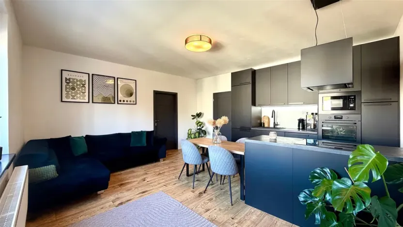 Prodej bytu 3+kk, Cheb, 17. listopadu, 74 m2