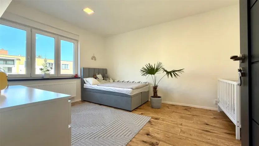 Prodej bytu 3+kk, Cheb, 17. listopadu, 74 m2