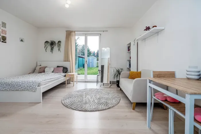 Prodej bytu 1+kk, Hostivice, Zimní, 30 m2