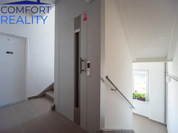 Prodej bytu 2+1, Ostrava - Poruba, Hlavní třída, 51 m2