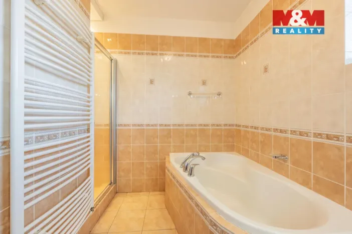 Prodej rodinného domu, Kamenná Lhota, 192 m2