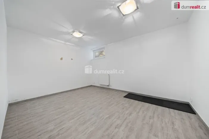 Prodej rodinného domu, Sluštice, 337 m2