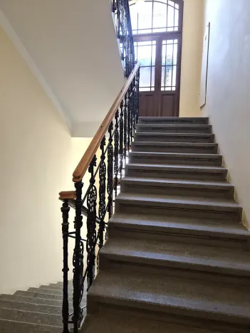 Pronájem bytu 1+1, Praha - Vinohrady, Perunova, 40 m2