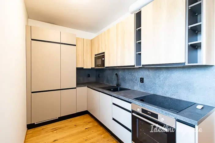 Pronájem bytu 3+kk, Praha - Královice, Ke Tvrzi, 89 m2