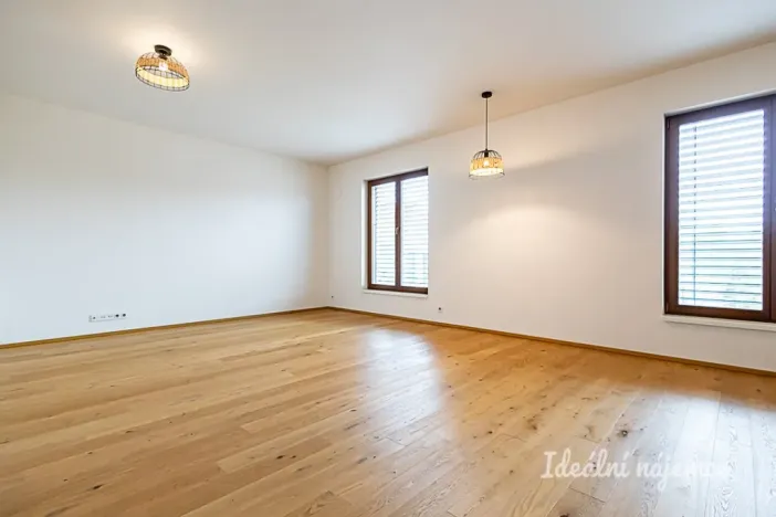 Pronájem bytu 3+kk, Praha - Královice, Ke Tvrzi, 89 m2