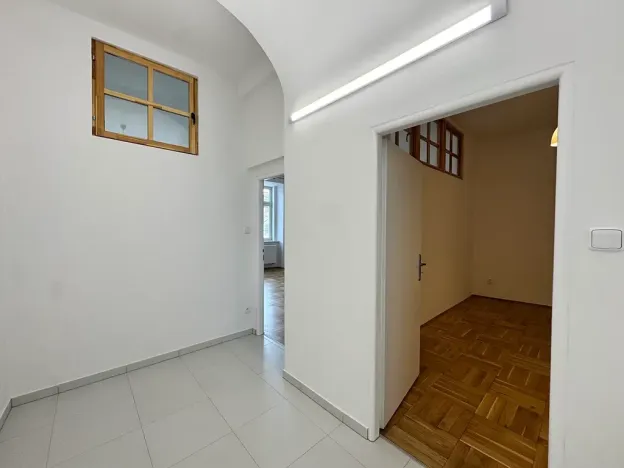 Pronájem bytu 2+1, Litomyšl, Smetanovo náměstí, 68 m2