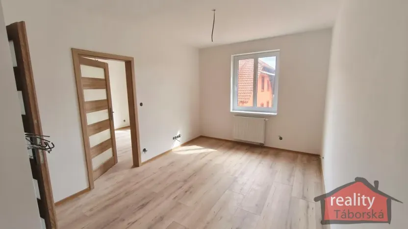 Prodej bytu 2+kk, Nupaky, Nupacká, 42 m2