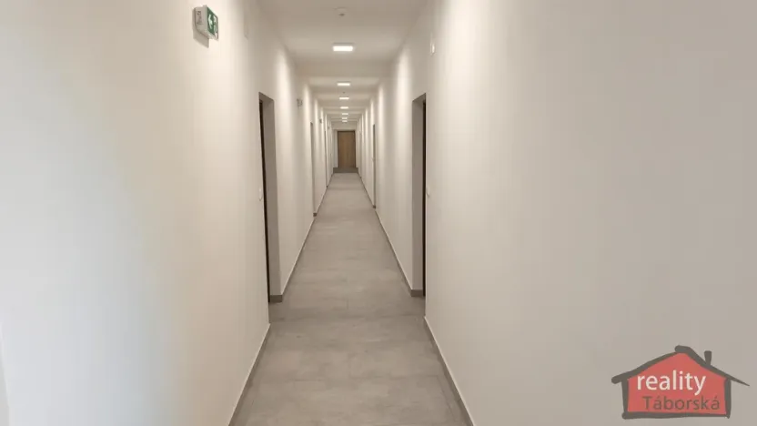 Prodej bytu 2+kk, Nupaky, Nupacká, 42 m2