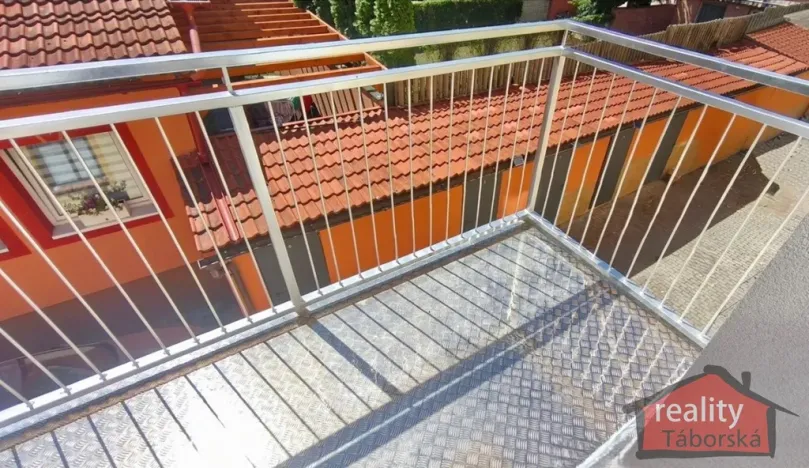 Prodej bytu 2+kk, Nupaky, Nupacká, 42 m2
