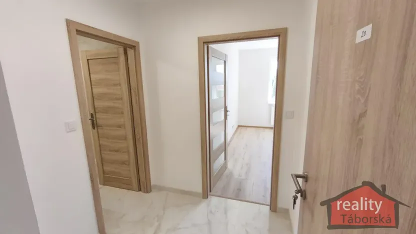 Prodej bytu 2+kk, Nupaky, Nupacká, 42 m2