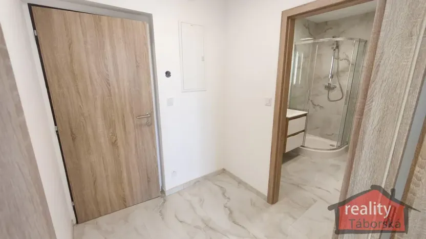 Prodej bytu 2+kk, Nupaky, Nupacká, 42 m2