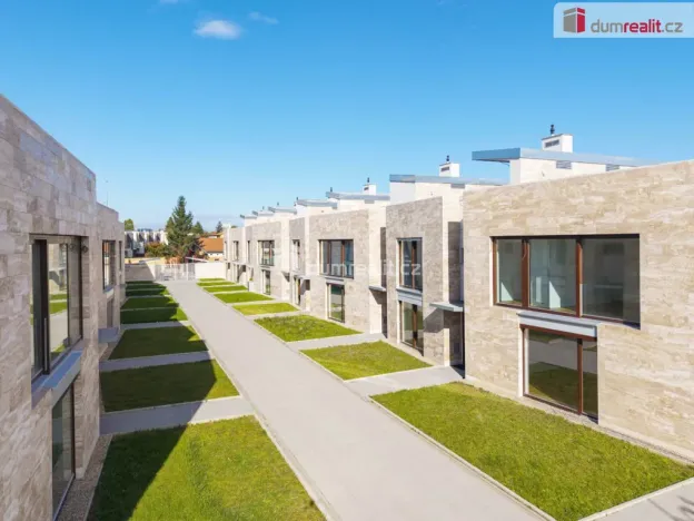 Prodej rodinného domu, Praha - Libuš, V Hrobech, 286 m2