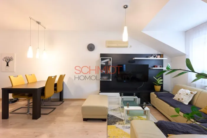 Prodej bytu 3+kk, Hustopeče, U Větrolamu, 90 m2