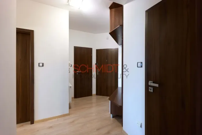 Prodej bytu 3+kk, Hustopeče, U Větrolamu, 90 m2
