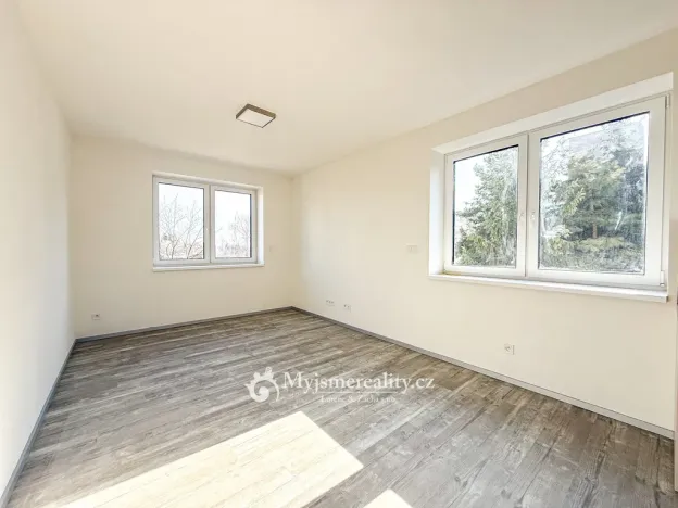 Pronájem bytu 2+kk, Znojmo, Vančurova, 48 m2