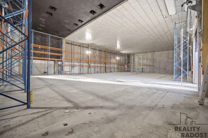 Pronájem skladu, Vysoké Mýto, 647 m2