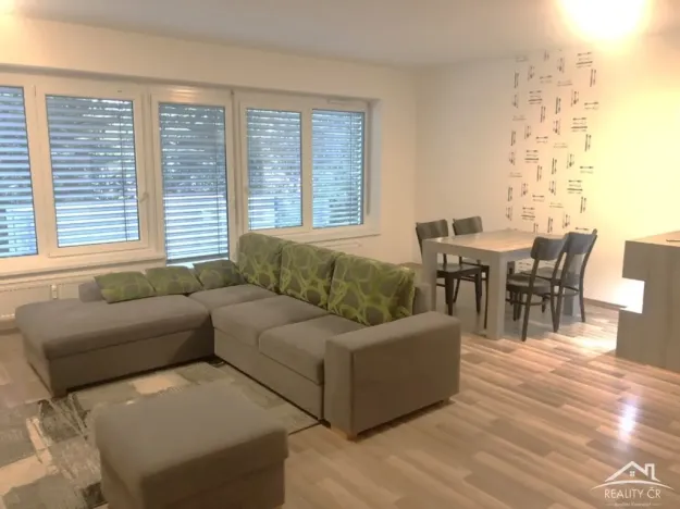 Pronájem bytu 3+kk, Jihlava, Demlova, 86 m2