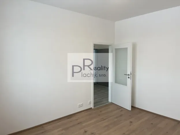 Prodej bytu 2+kk, Hevlín, 62 m2