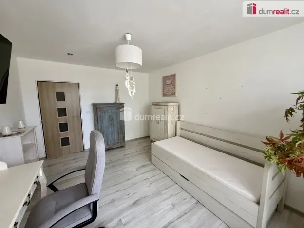 Prodej bytu 2+1, Cheb, Mírová, 54 m2