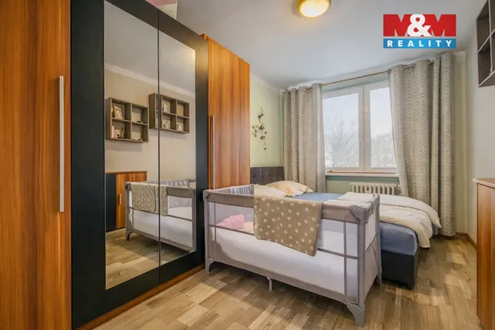 Prodej bytu 4+1, Litoměřice - Pokratice, Ladova, 77 m2