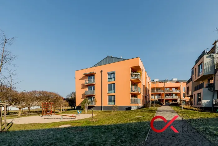 Pronájem bytu 2+kk, Říčany, Na Fialce, 66 m2